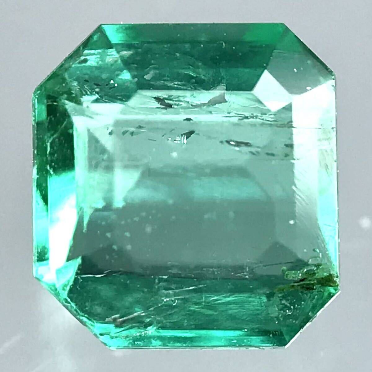 (天然エメラルド0.547ct)a約5.1×4.8mmソーティング付 ルース 裸石 宝石 ジュエリーjewerly emerald iの画像1