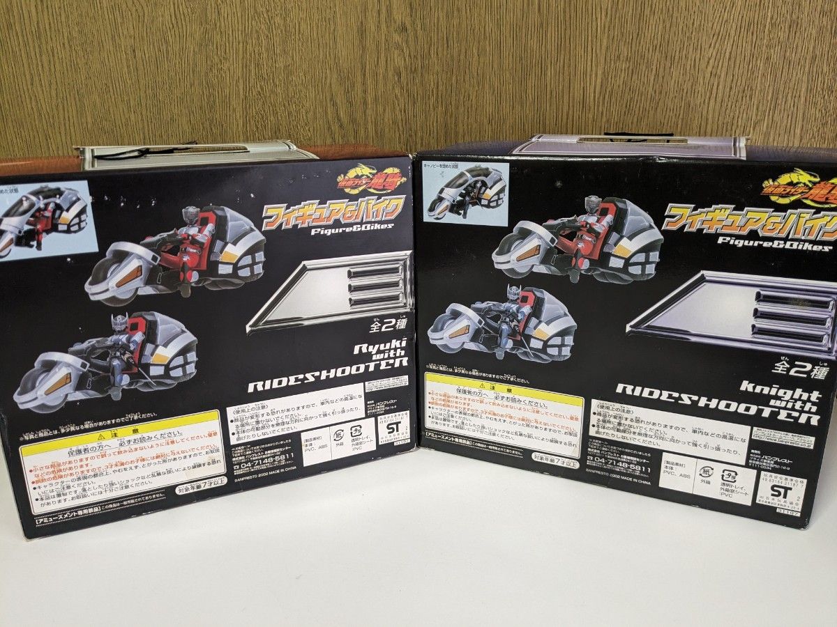 【非売品】フィギュア&バイク/仮面ライダー龍騎ｗｉｔｈライドシューター＆仮面ライダーナイトｗｉｔｈライドシューター