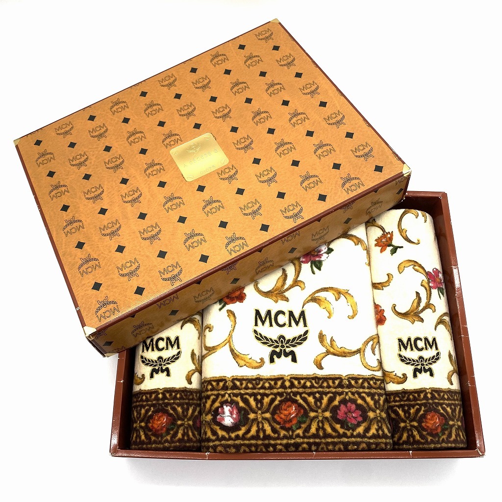 MCM Ferbe floral pattern wash towel with logo embroidery made in Japan フェルべ花柄 ウォッシュタオル2枚セット ロゴ刺繍入 日本製