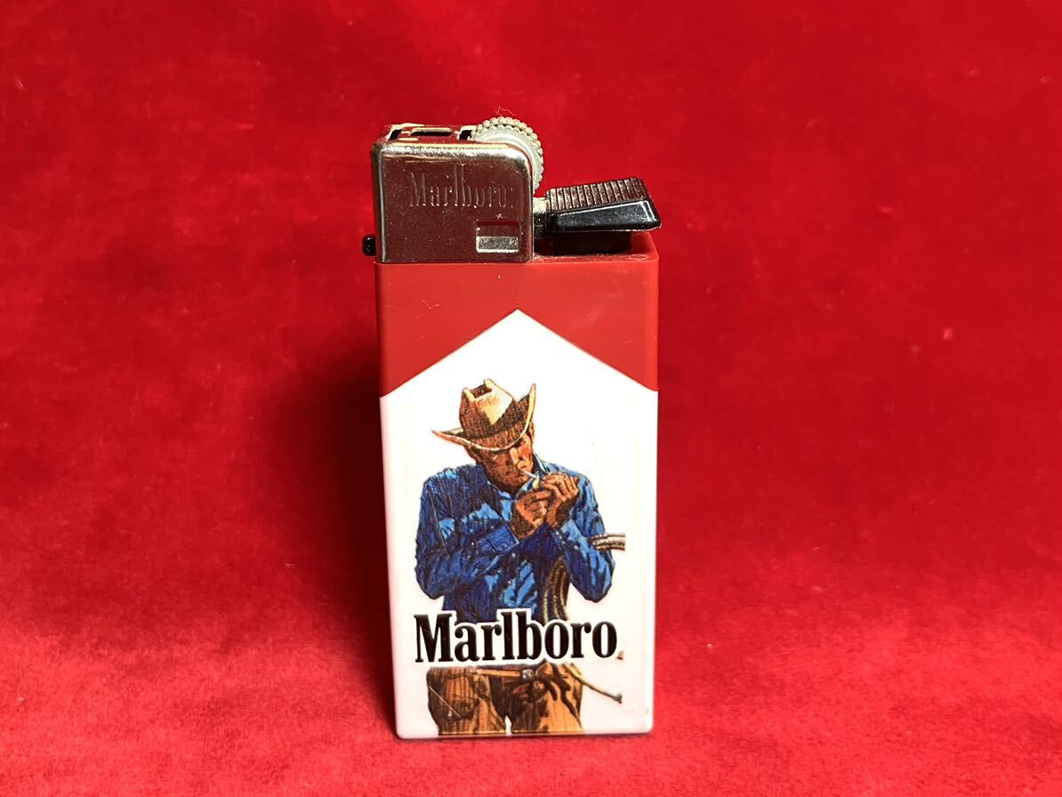 ビンテージ 当時物 Marlboro マールボロ カウボーイ ライター ジャンク ノベルティ おまけ タバコ 喫煙具 の画像1