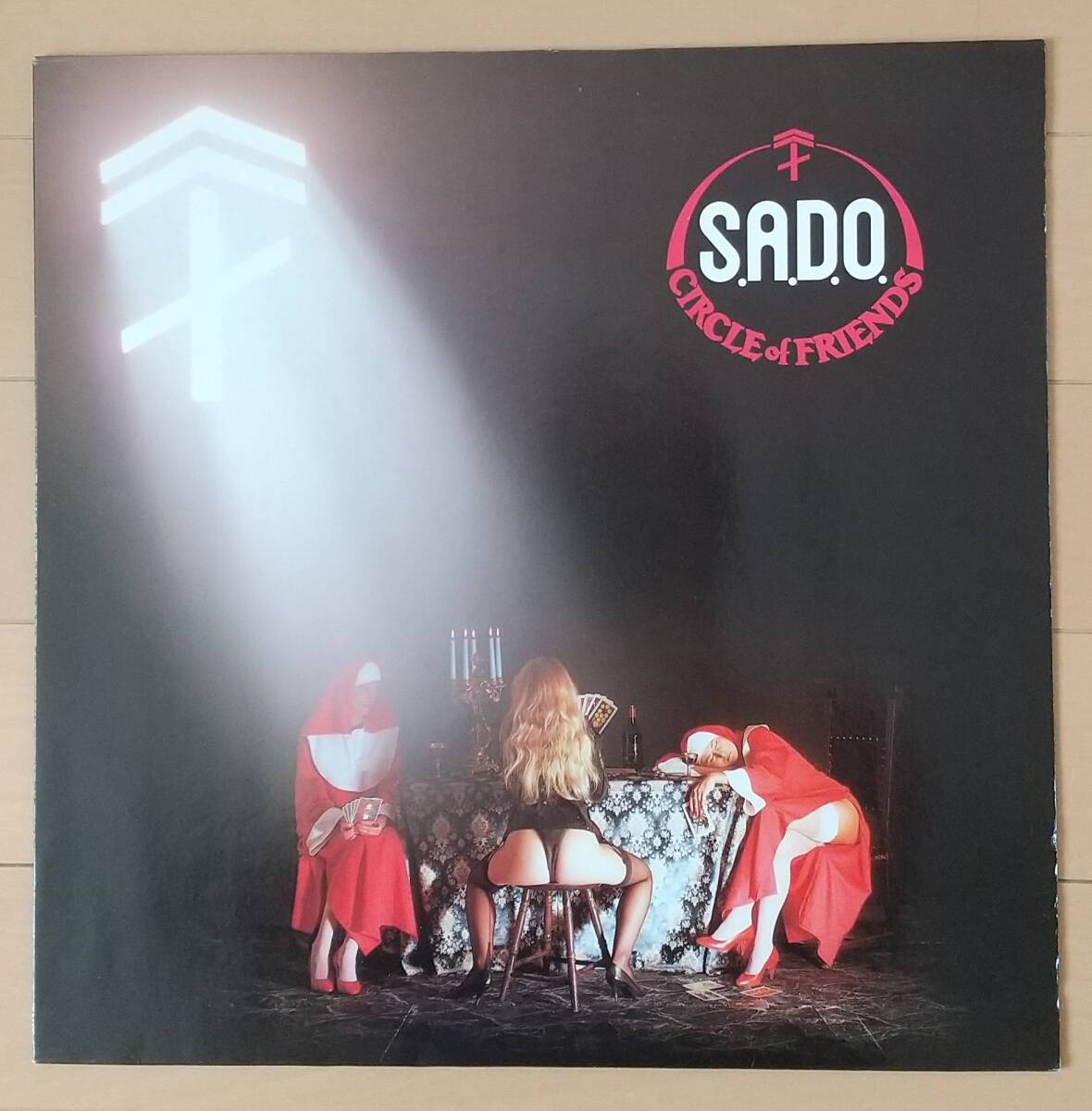 【S.A.D.O./ドイツ/CIRCLE OF FRIENDS/ヘヴィ・メタル/NOISE レーベル盤/1987年/アナログ・レコード盤/中古品/輸入盤/】_画像1