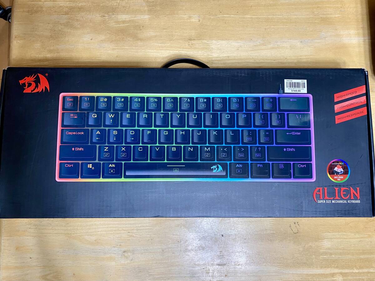 ほぼ未使用大型Redragon K605 エイリアン ジャイアント ほぼ未使用大型Redragon K605 エイリアン ジャイアント