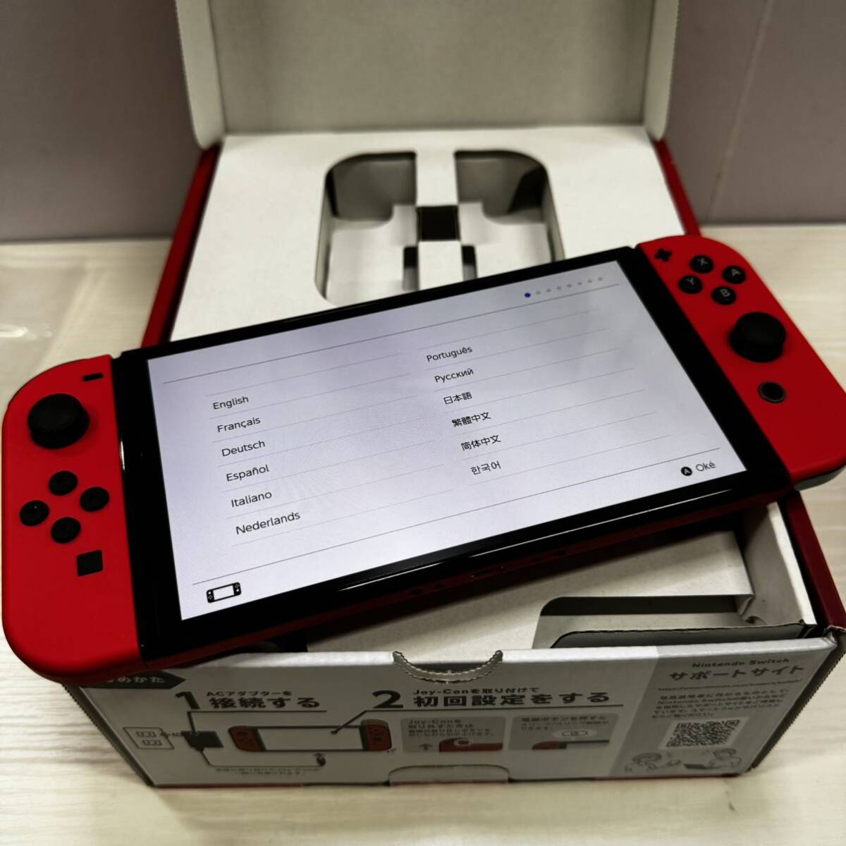 新型 任天堂 スイッチ Nintendo Switch（有機ELモデル） マリオレッド スーパーマリオブラザーズ 赤 レッド 美品 初期済み_画像10