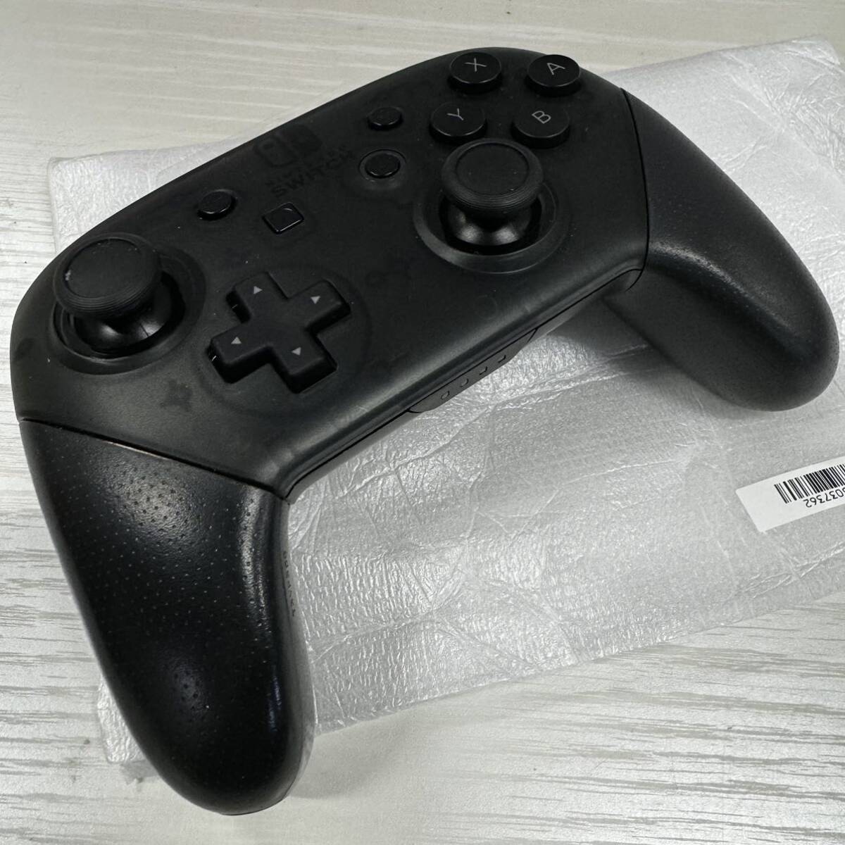 任天堂Nintendo Switchスイッチ コントローラーProコントローラー プロコン ニンテンドースイッチ ブラック 動作確認済み の画像6