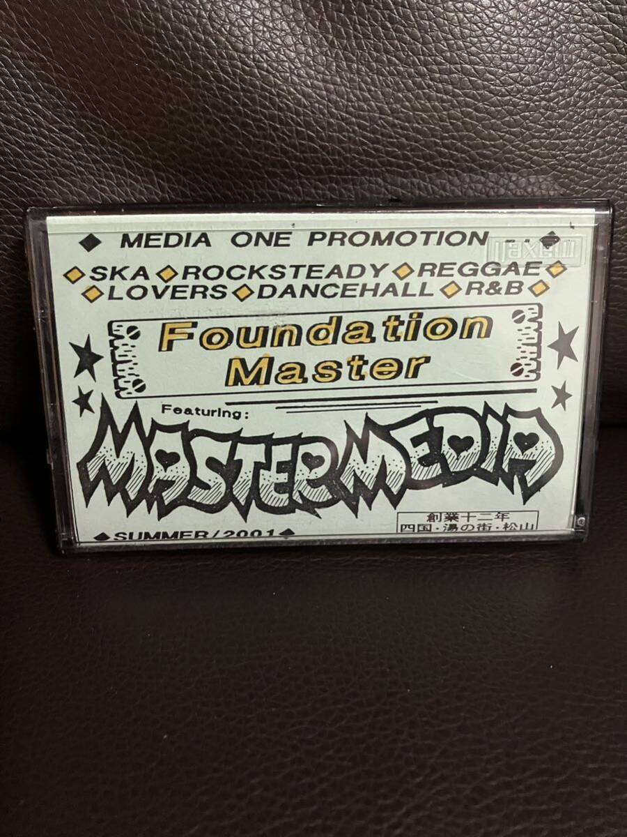 CD付 MIXTAPE DJ MASTER MEDIA FOUNDATION MIX ROCKSTERDY REGGAE R&B LOVERS★RED SPIDER MIGHTY CROWN MURO KIYO KOCO MINOYAMA KOMORI_画像1