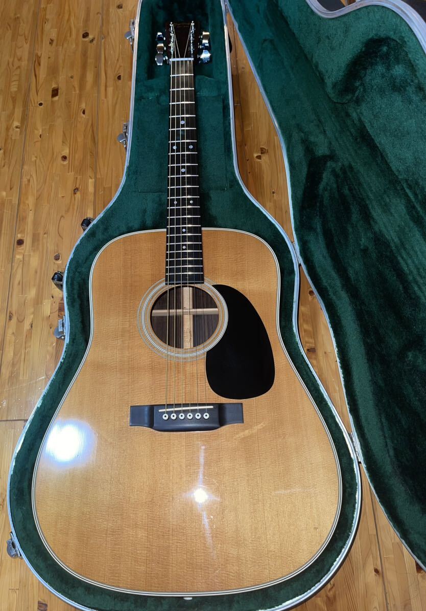 中古☆ 2004年製　Martin D-28 ☆ マーティン　　純正ハードケース付き☆