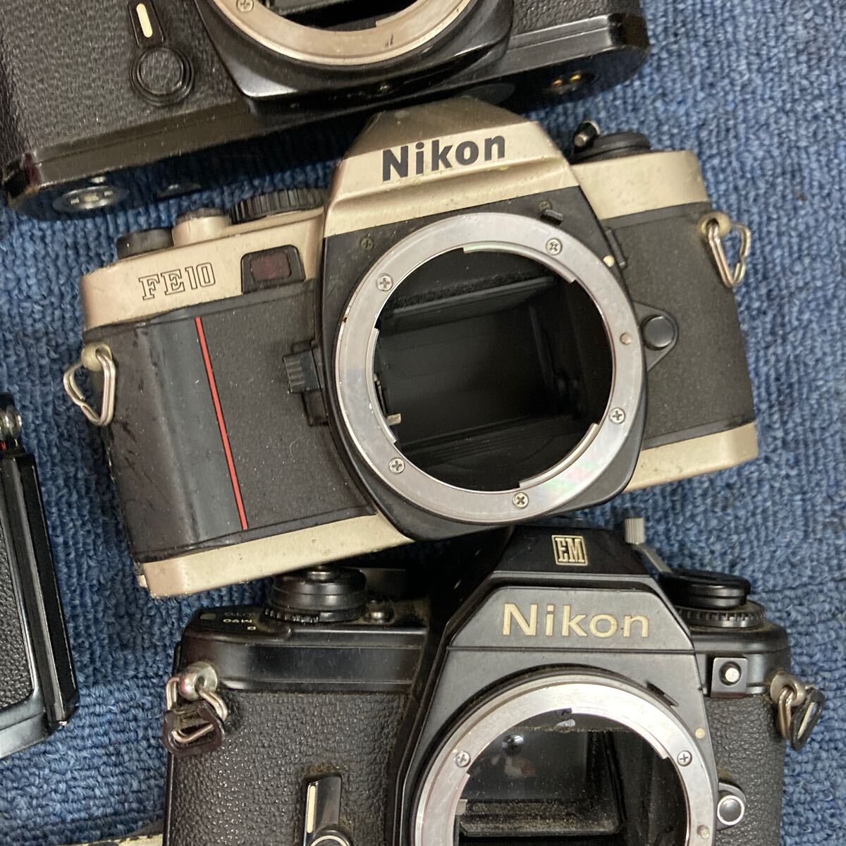 【A28】計13個　Nikon 一眼レフカメラ　まとめ売り　フィルムカメラ　FE EL Nikomat ブラック　ジャンク品_画像8