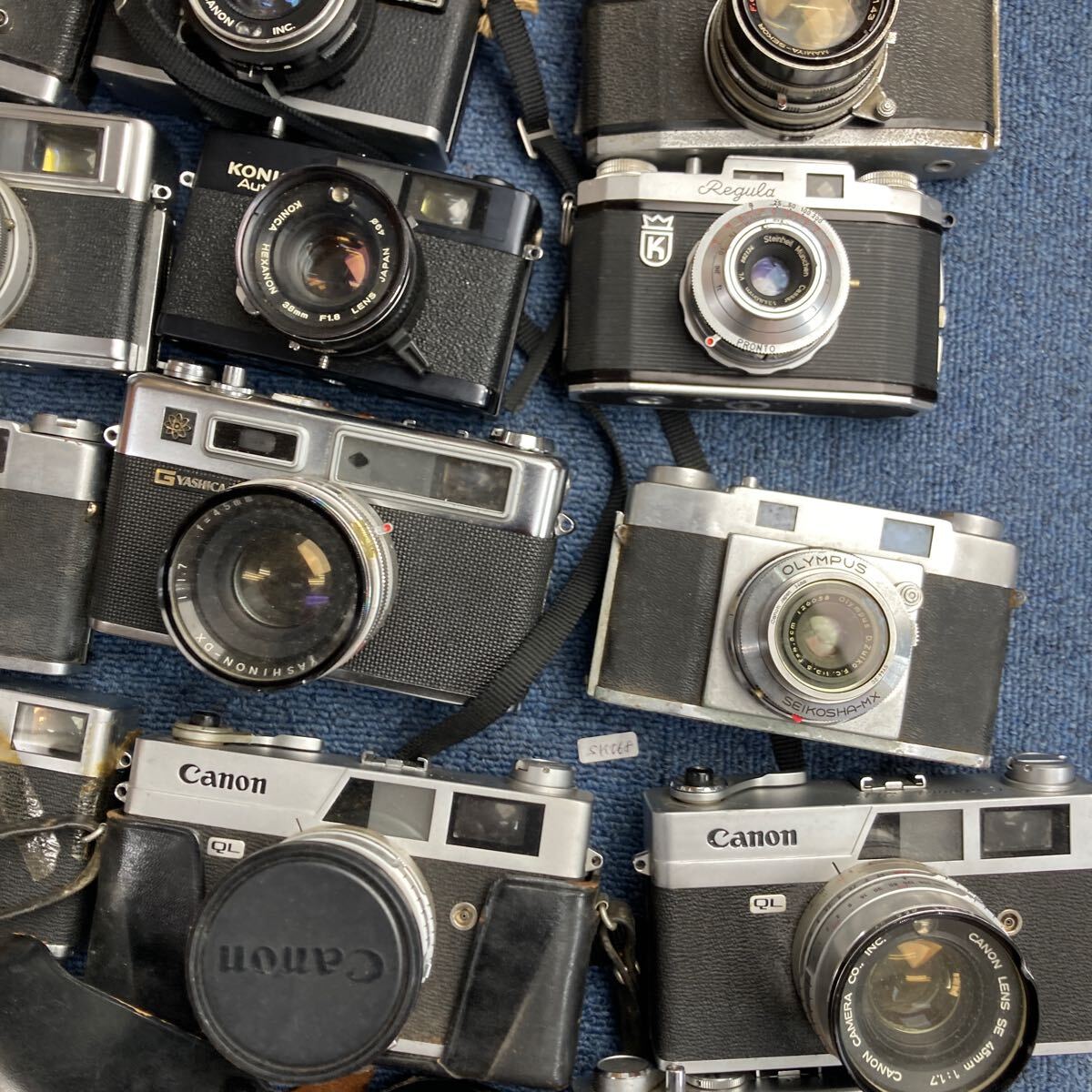 【A35】計30個 レンジファインダー カメラ まとめ売りCanon Minolta Yashica Petri Konica olympus Fujica など ジャンク品 の画像7