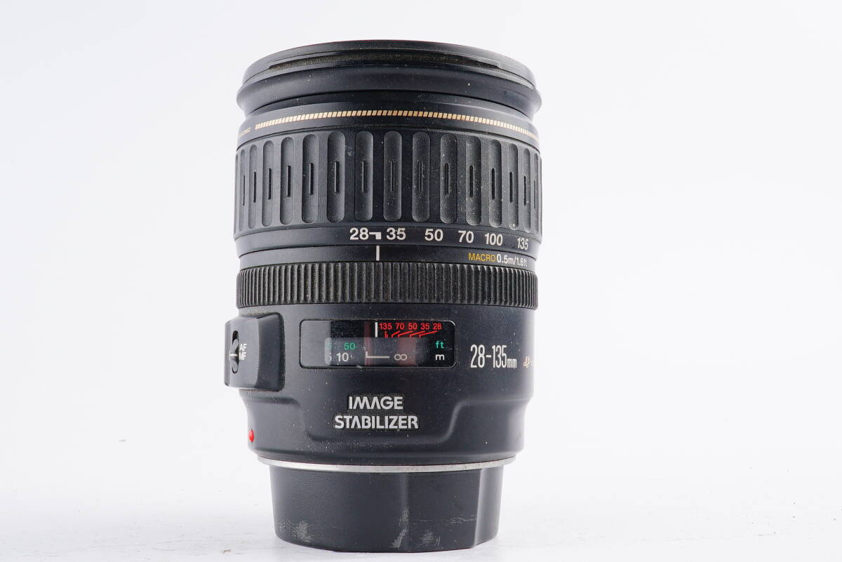 (B34) Canon キヤノン 標準ズームレンズ EF 28-135mm F3.5-5.6 IS USM フルサイズ対応_画像1