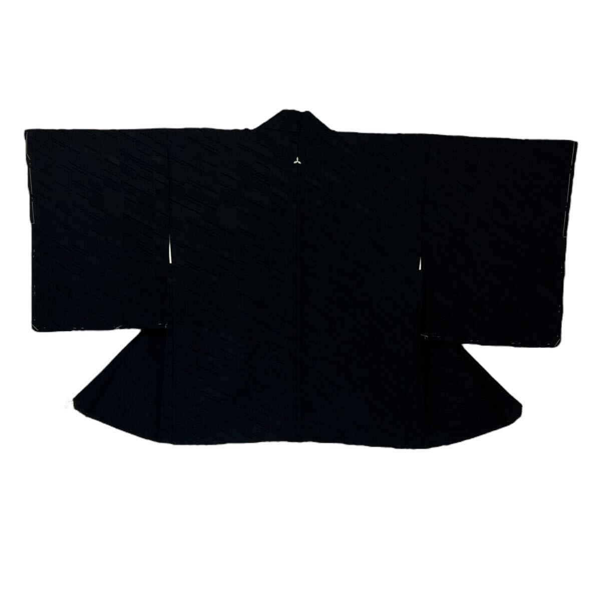羽織 黒羽織 一つ紋 和装コート 着物用コート 中古 仕立て上がり リサイクル着物 きもの 着物 カジュアル着物 kimono 裄63cmの画像4