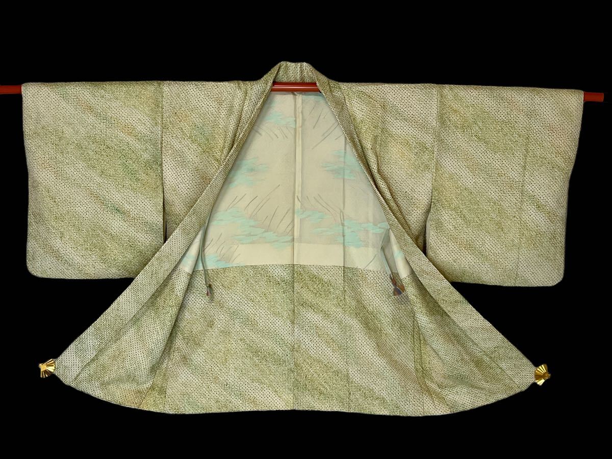 羽織 総絞り 美品 暈し 和装コート 着物用コート 中古 仕立て上がり リサイクル着物 きもの 着物 カジュアル着物 kimono 裄66cm