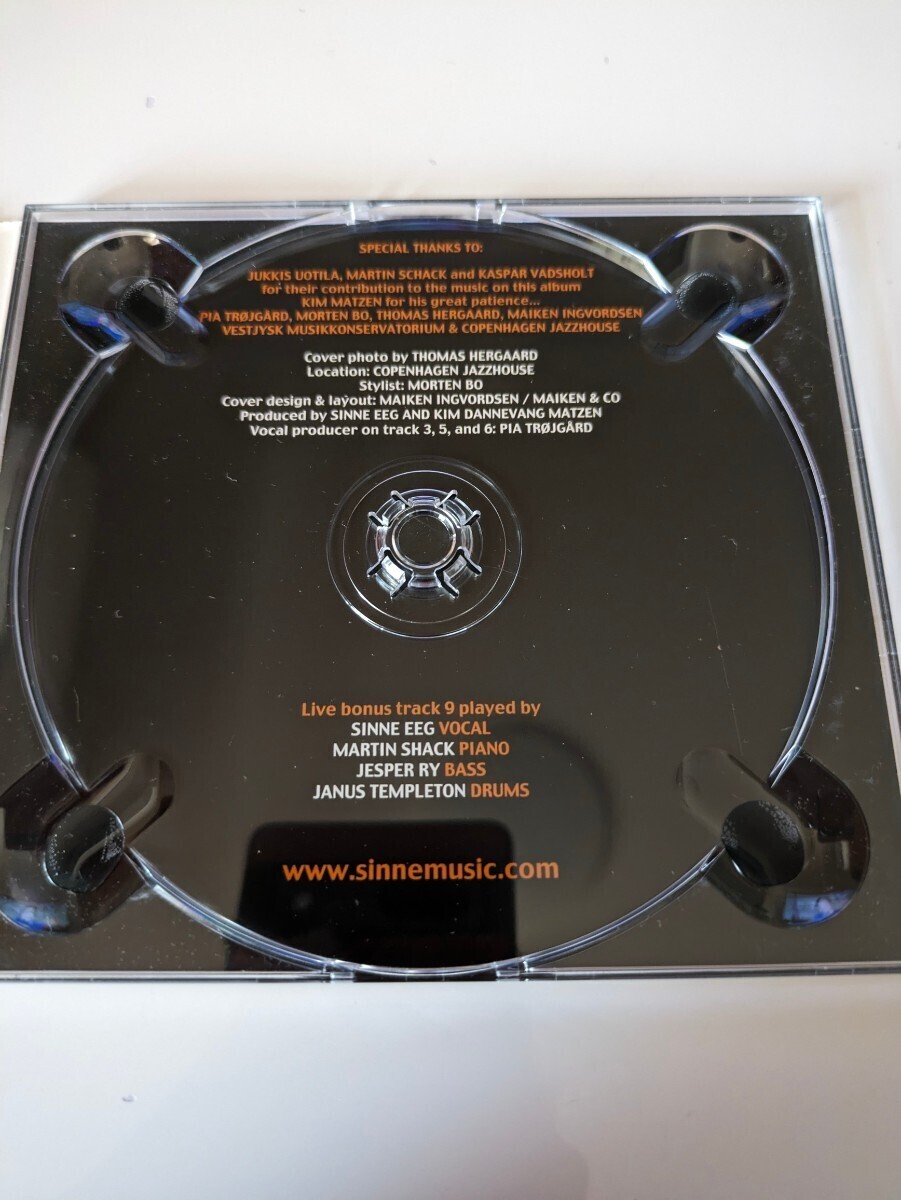 2003年リリース デビューアルバム SINNE EEG シーネ・エイ 日本盤ボーナストラック収録 ピクチャーディスク仕様 女性ボーカルの画像6