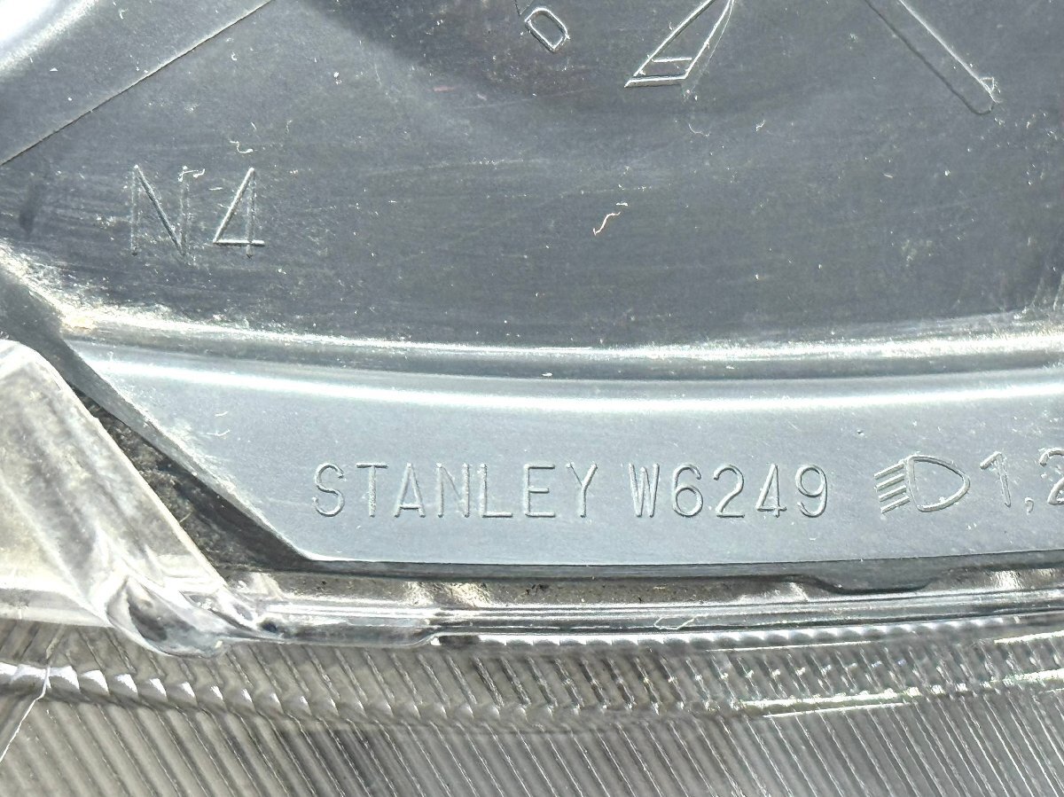 ★美品★　トヨタ　ルーミー　M900A　後期　純正　右　LED　ヘッドライト　STANLEY W6249　刻印N4　（85A-54）_画像8