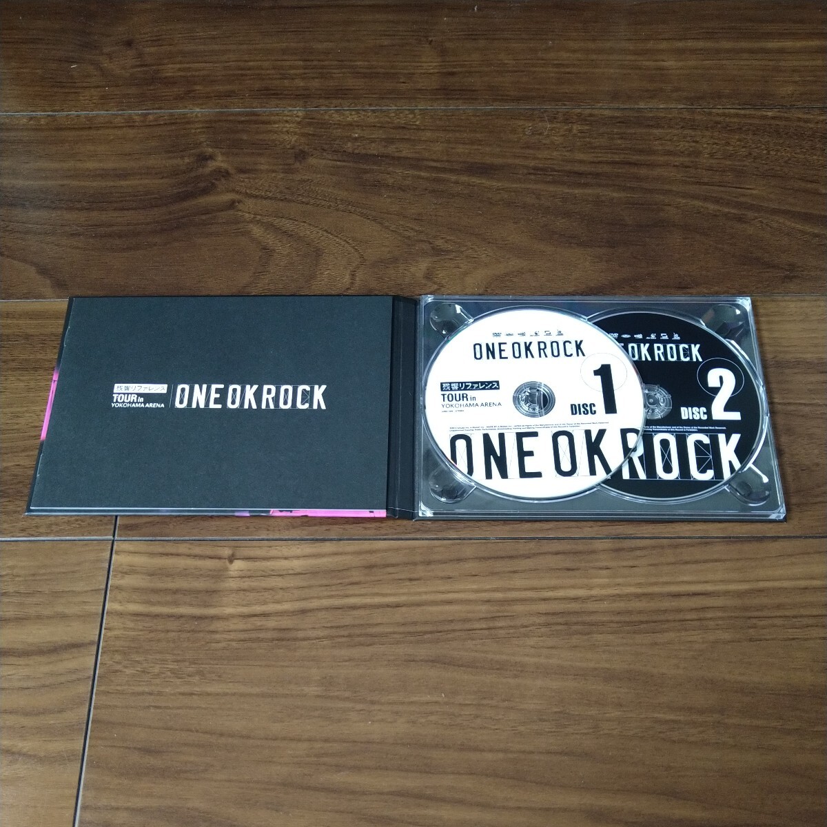 【送料無料】ONE OK ROCK DVD 残響リファレンス TOUR in YOKOHAMA ARENA 2枚組 ワンオクロック/映像作品_画像4