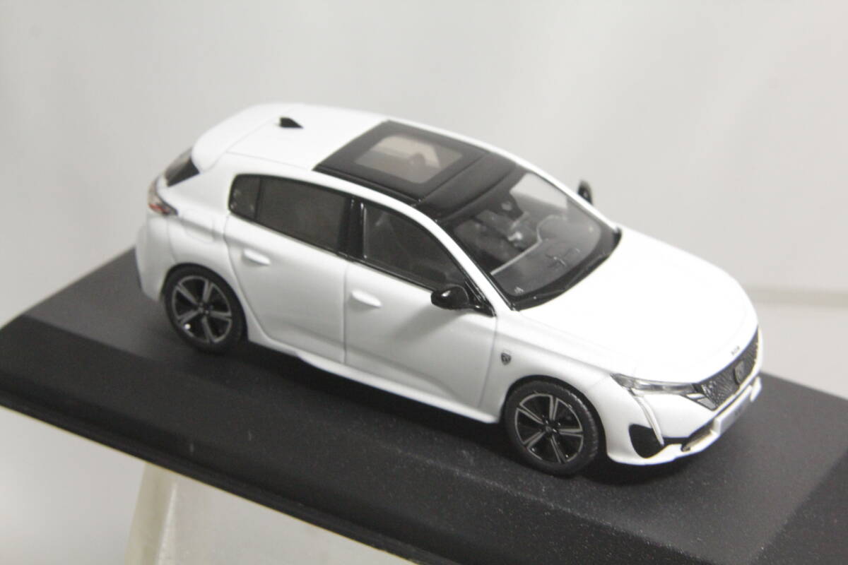 NOREV 1/43 プジョー 308GT 2021 Pearl Whiteの画像4