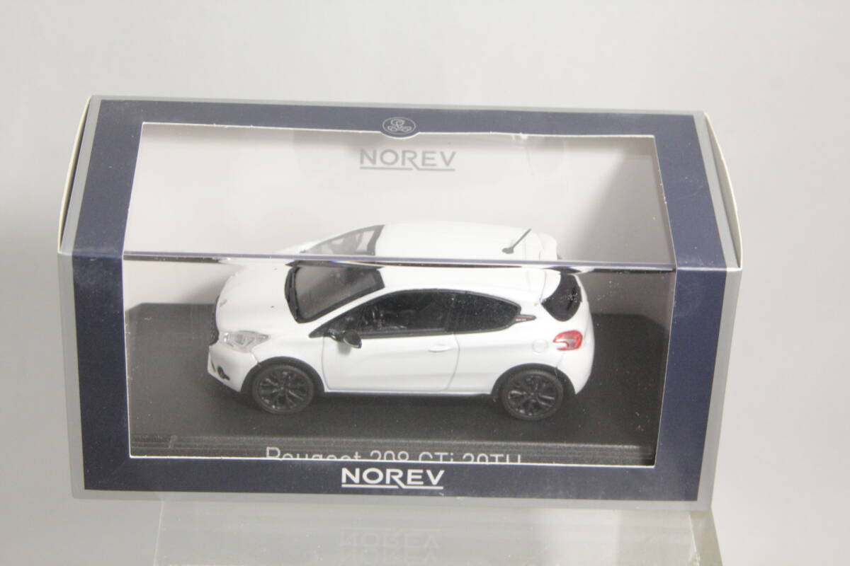 NOREV 1/43 プジョー 208 GTi 30TH 2014 Pearl Whiteの画像1