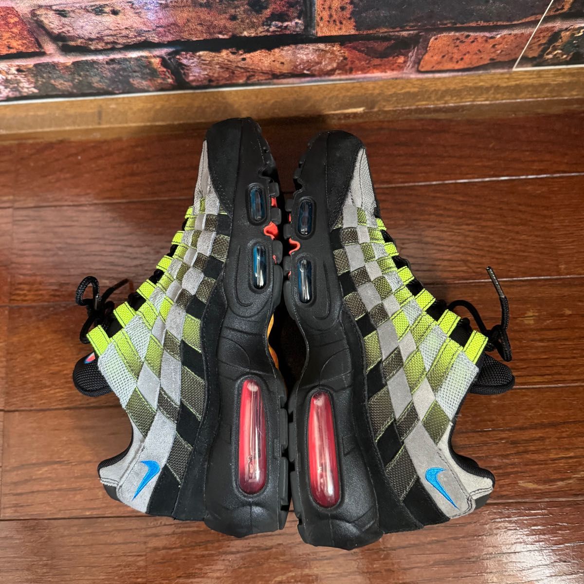 NIKE ★ Air Max 95 Woven Volt Black ★ 送料・関税込 NIKE】Air Max 95 WOVEN BLACK/PHOTO BLUE-VOLT-SOLAR RED