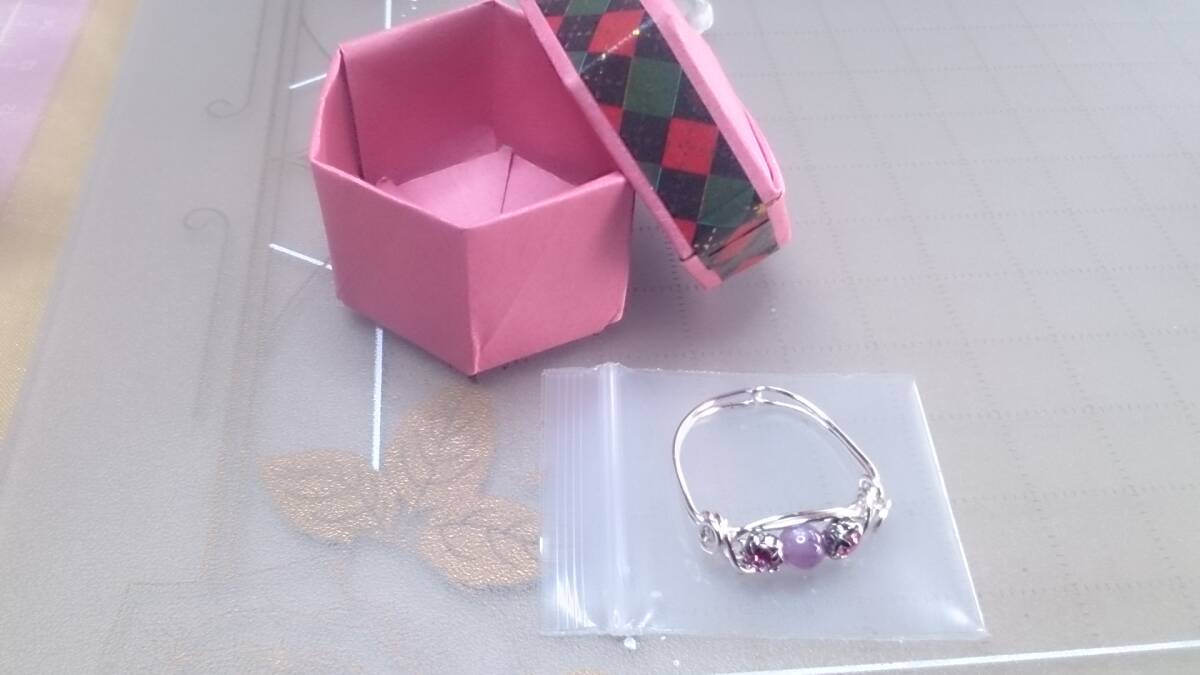 *NM* Star ruby 4mm sphere & Swaro silver color wire ring (*^^*)* size free *