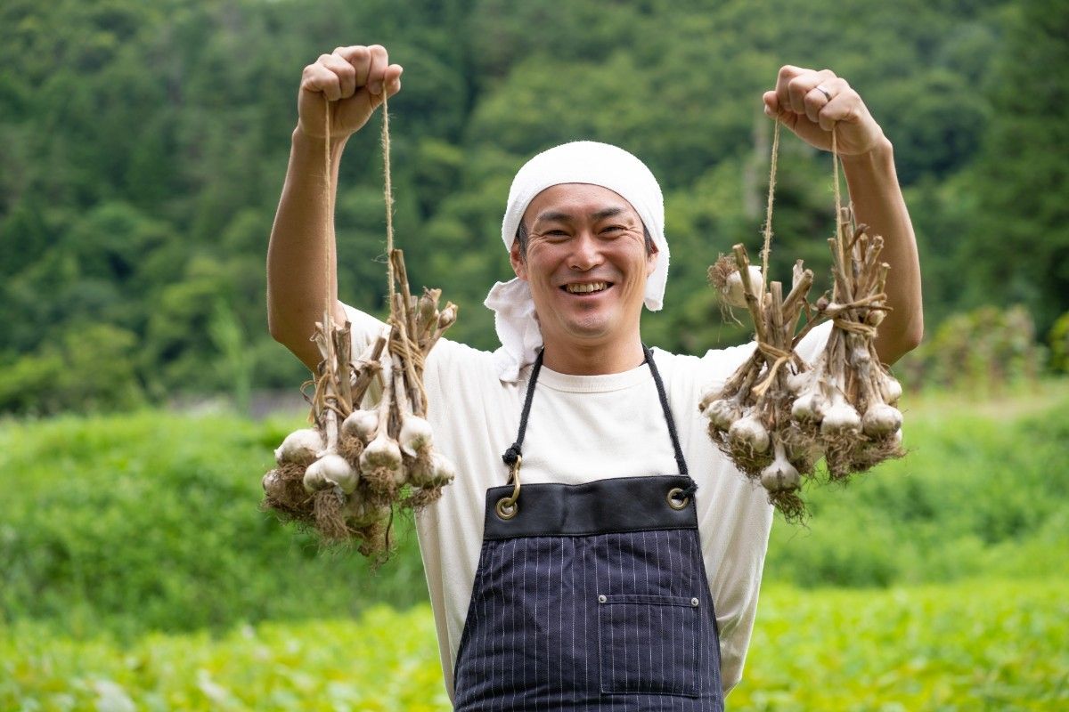 黒にんにく 3000ｇ 熟成 無農薬 食品衛生責任者許可あり　送料無料　黒ニンニク　3kg