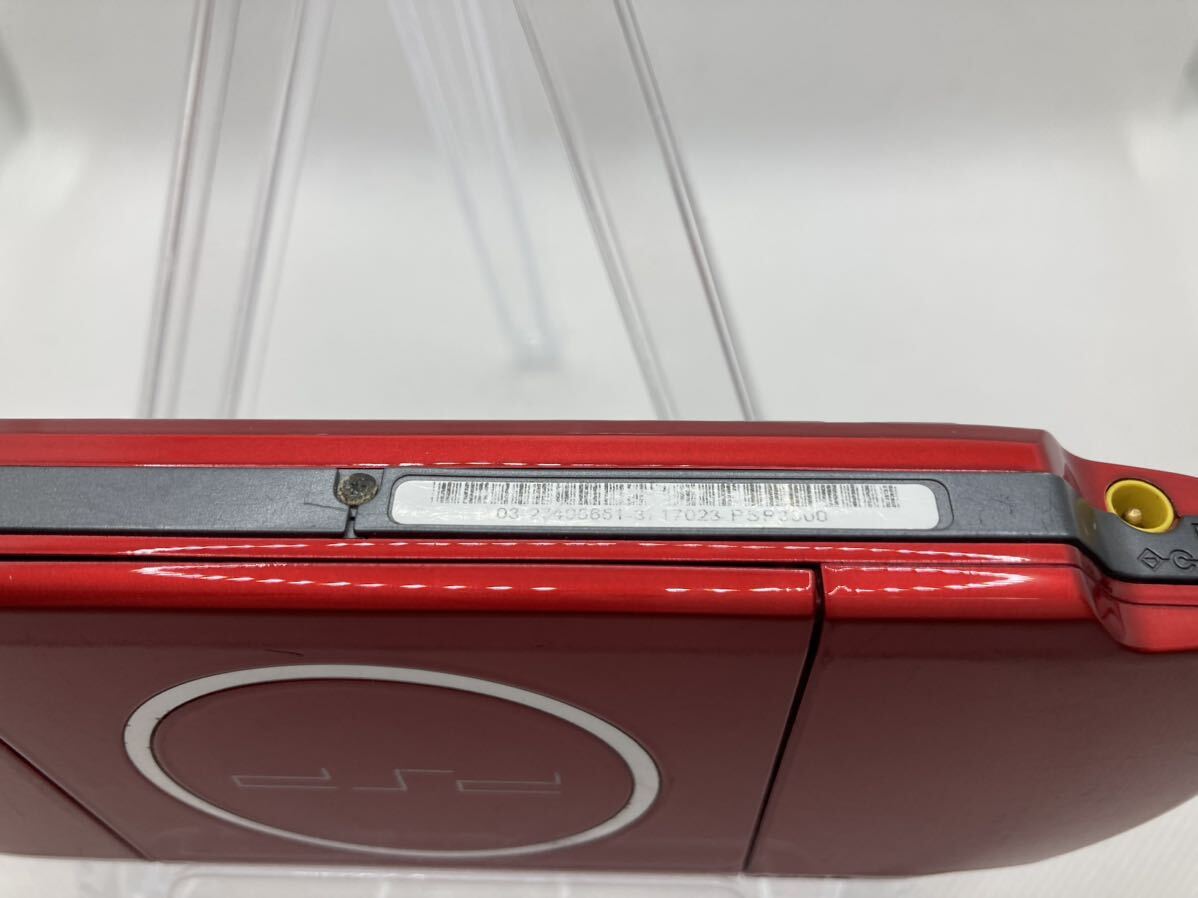 液晶美品　PSP3000レッド　メモリーカード付き　SONY ソニー プレイステーションポータブル _画像6