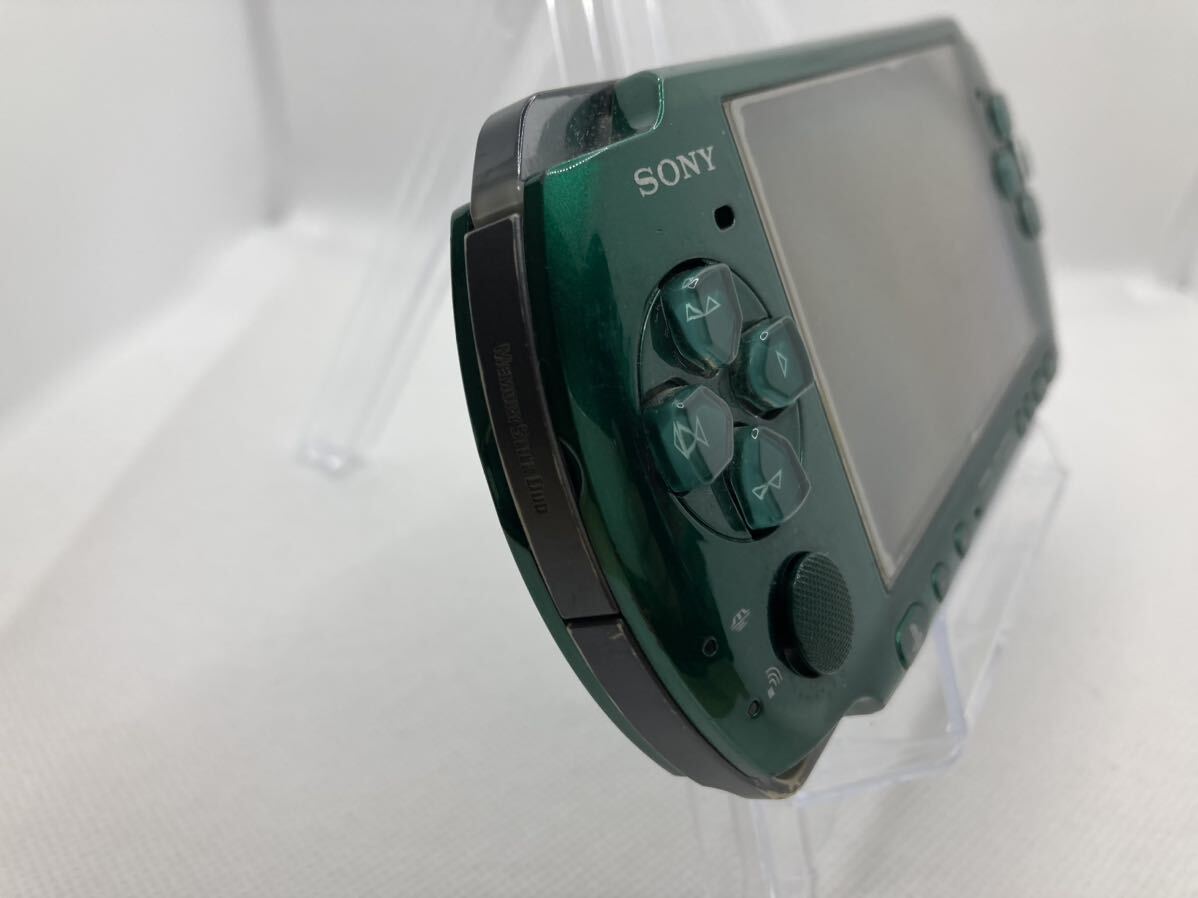 PSP3000グリーン　メモリーカード付き　SONY ソニー プレイステーションポータブル _画像7