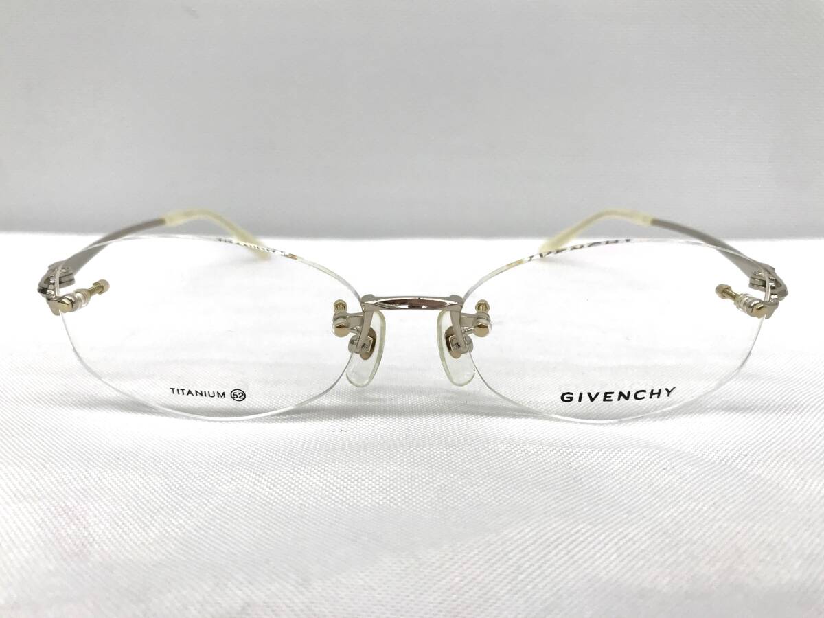 T-039 新品 眼鏡 メガネフレーム チタン GIVENCHY ジバンシー 日本製 16g 52□16-135 フチなし メンズ 男性 レディース 女性 ゴールド系の画像2