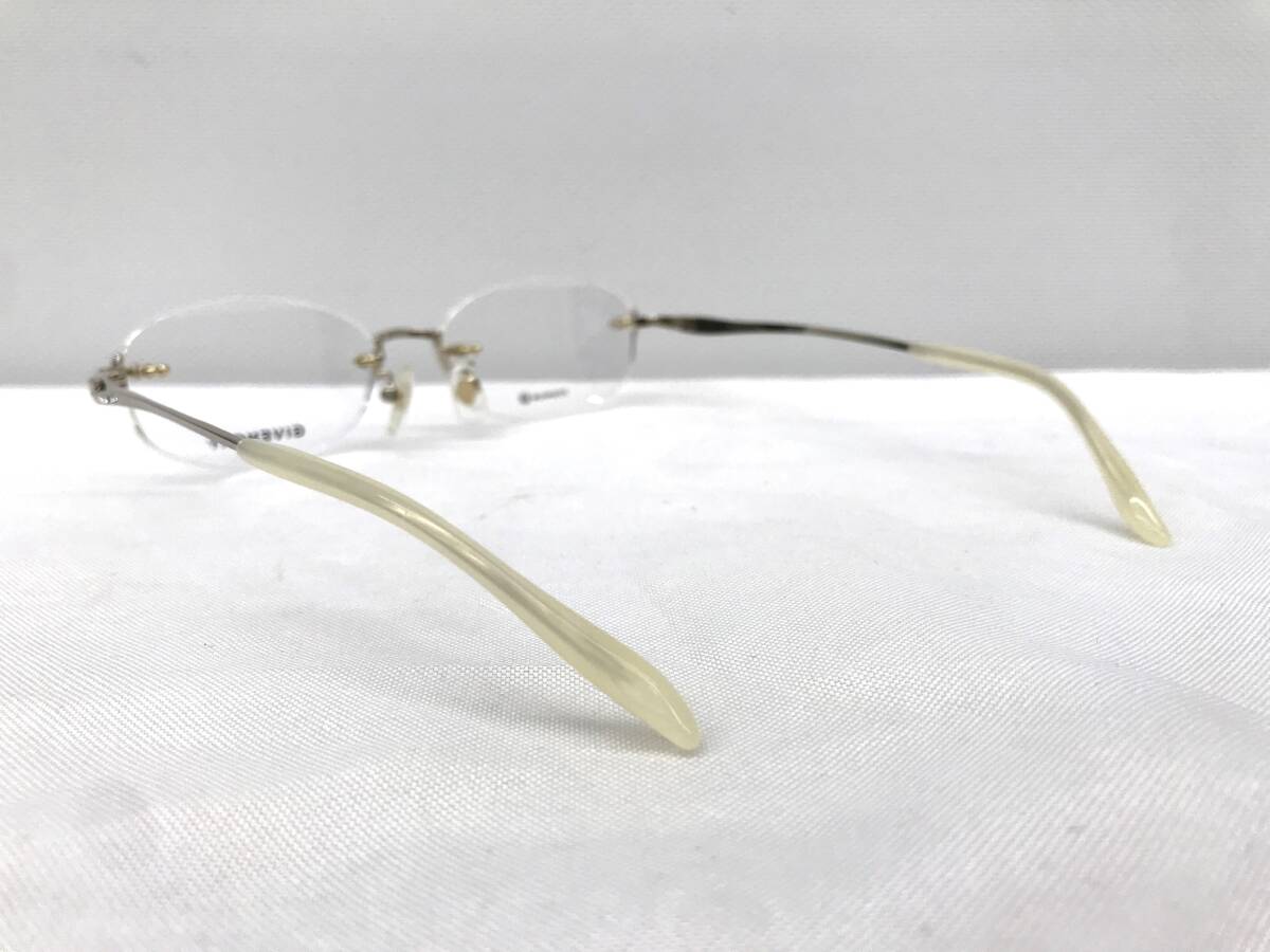 T-039 新品 眼鏡 メガネフレーム チタン GIVENCHY ジバンシー 日本製 16g 52□16-135 フチなし メンズ 男性 レディース 女性 ゴールド系の画像5