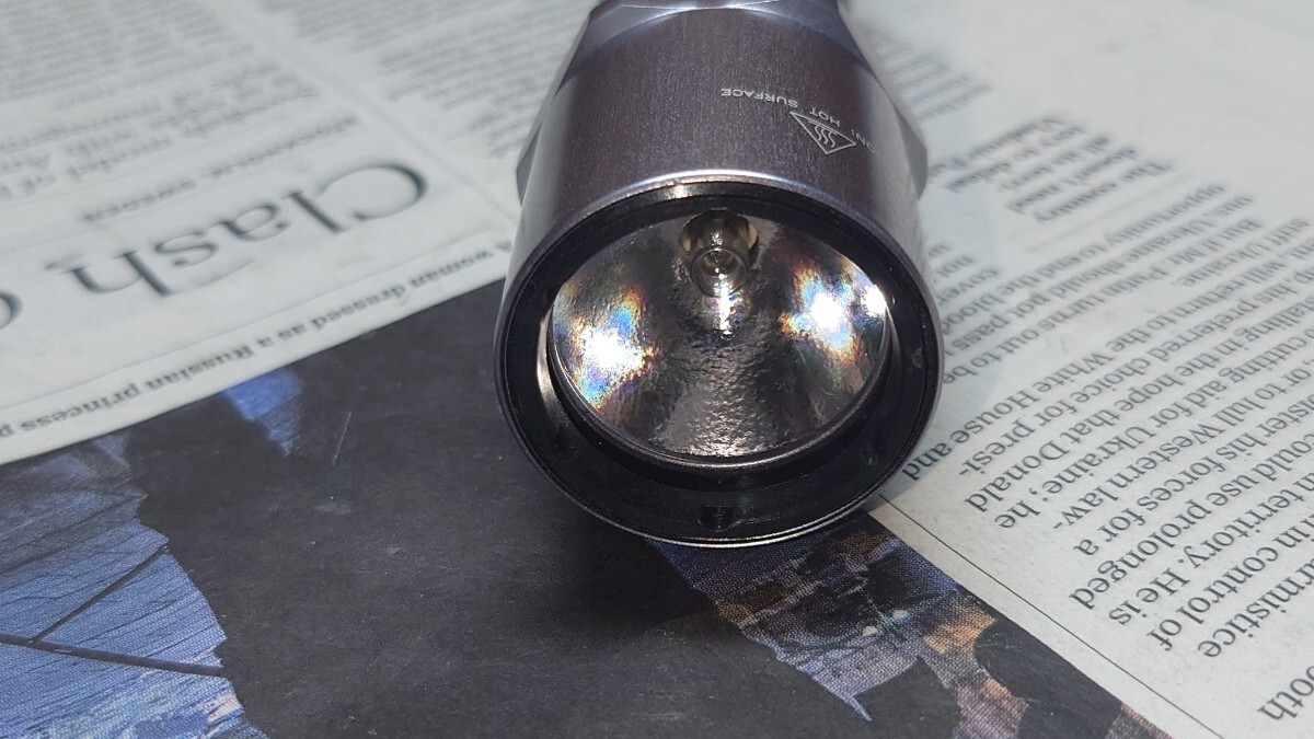 美品】SUREFIRE 6P-GM 2セル6V65ルーメン ガンメタル シルバー 美品】SUREFIRE 6P-GM 2セル6V65ルーメン ガンメタル シルバー