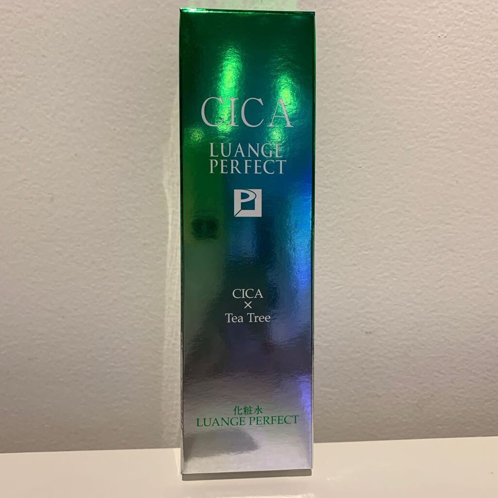 新品未使用品 定価11000円 ！LUANGE PERFECT CICA ルアンジュ パーフェクト 化粧水 120ml 1本 の画像1