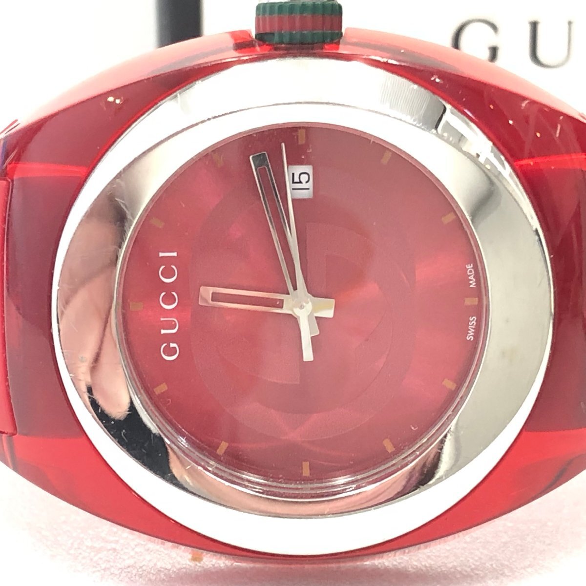 グッチ GUCCI SYNC シンク デイト シェリーライン 137.1 赤 レッド ラバー クォーツ メンズ腕時計 ／5T11343の画像2