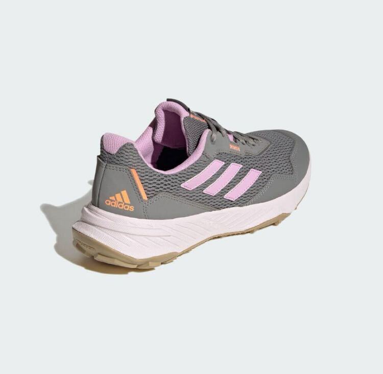 送料無料 新品 adidas TRACEFINDER TRAIL RUNNING_画像4