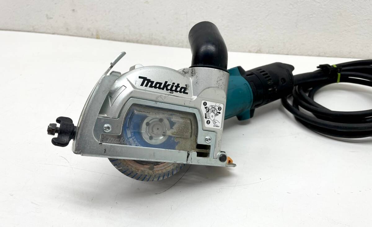 T-60 makita マキタ 100mm ディスクグラインダ 9533BLA ディスクグラインダー 電動工具 DIY用品の画像1