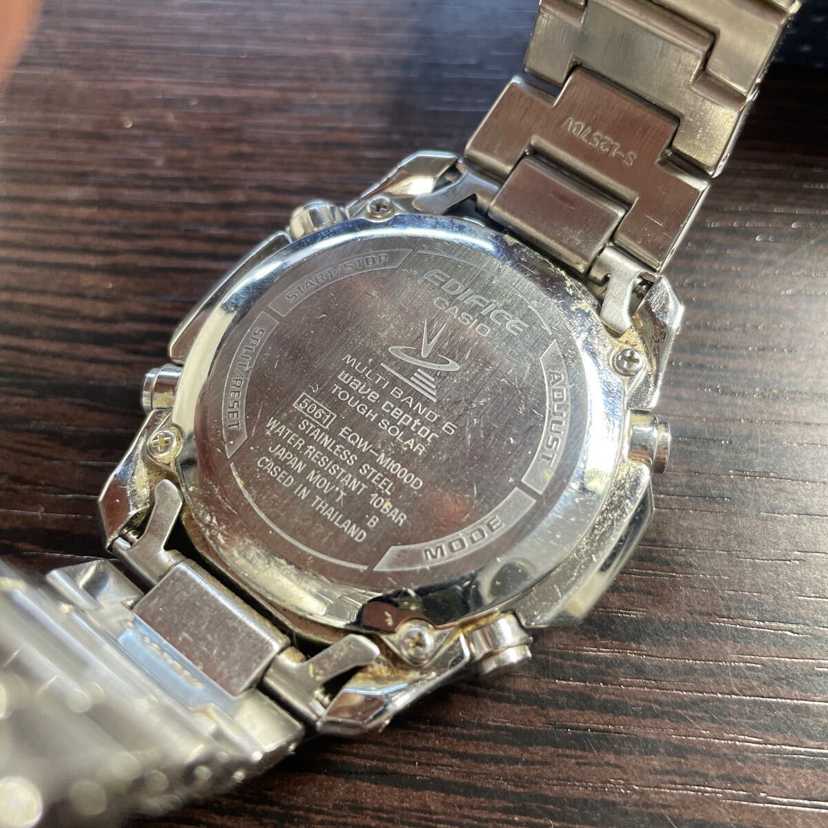 美品 CASIO EDIFICE カシオ エディフィス 腕時計 EQW-M1000D 5061 JA 電波ソーラー 付属品完備の画像3