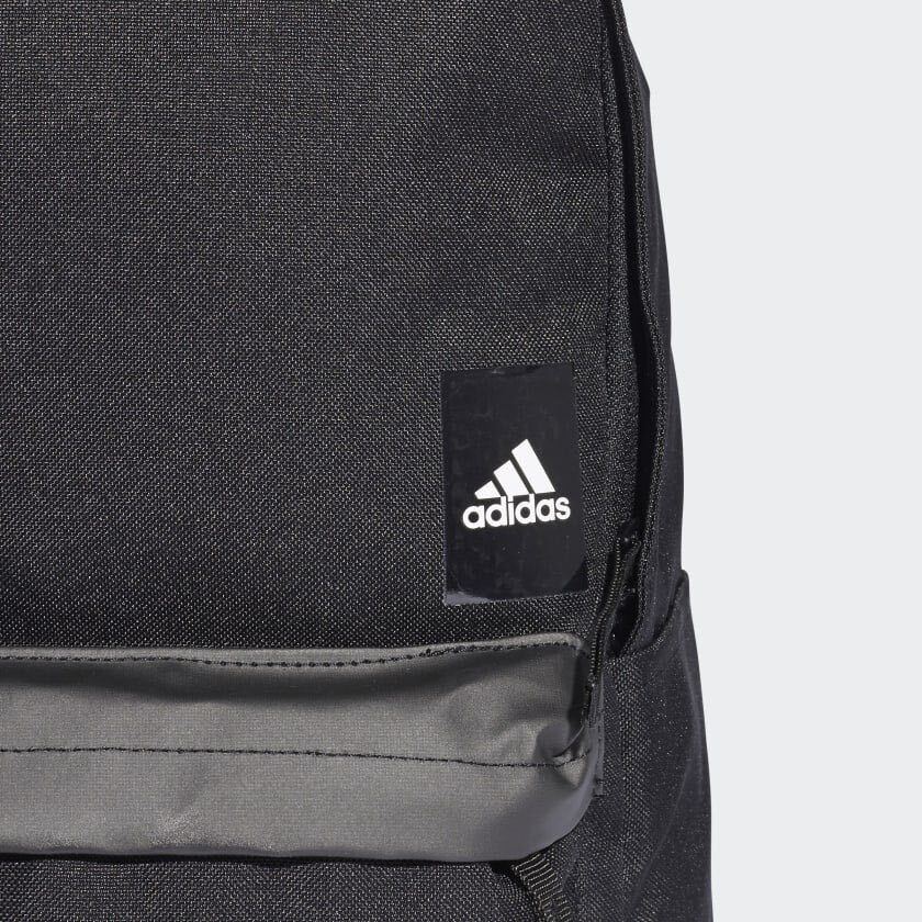 (送料無料)新品未使用品 adidas アディダス クラシック バックパック リュックサック デイパック ☆サイズ 幅 約28㎝、約46㎝、マチ約16㎝