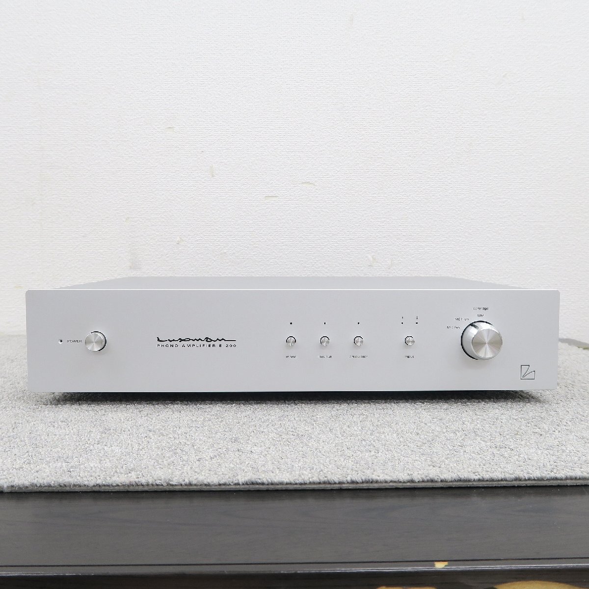 【Aランク】LUXMAN E-200 フォノイコライザー ラックスマン @57606の画像1