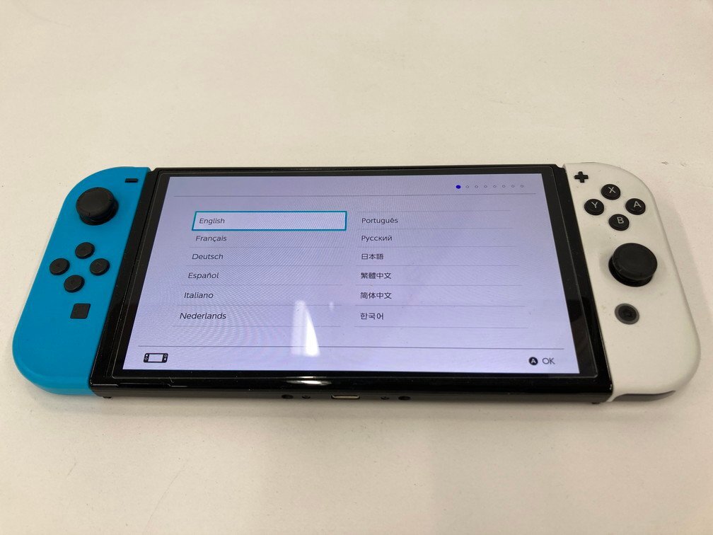 NintendoSwitch ニンテンドースイッチ 有機ELモデル HEG-001 初期化済 Joy-Con付き ケース付き その他付属品付き【CDAZ5028】の画像2