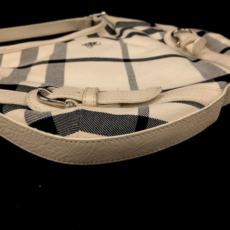 BURBERRY　バーバリー　ショルダーバッグ　ノバチェック　【CDAD6026】_画像4