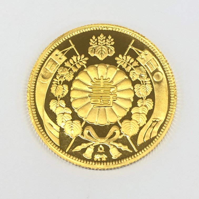 K24 純金メダル 天皇陛下御在位六十年記念 総重量25.0g【CDAH6034】の画像1
