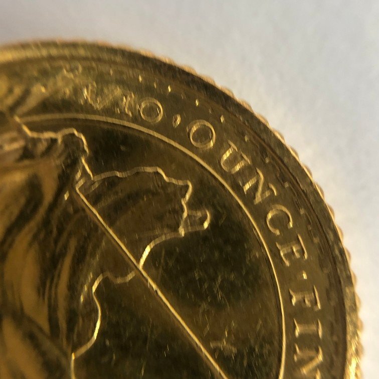 K22　金貨幣　イギリス　ブリタニア金貨　10ポンド　重量3.3g【CDAC7011】_画像3