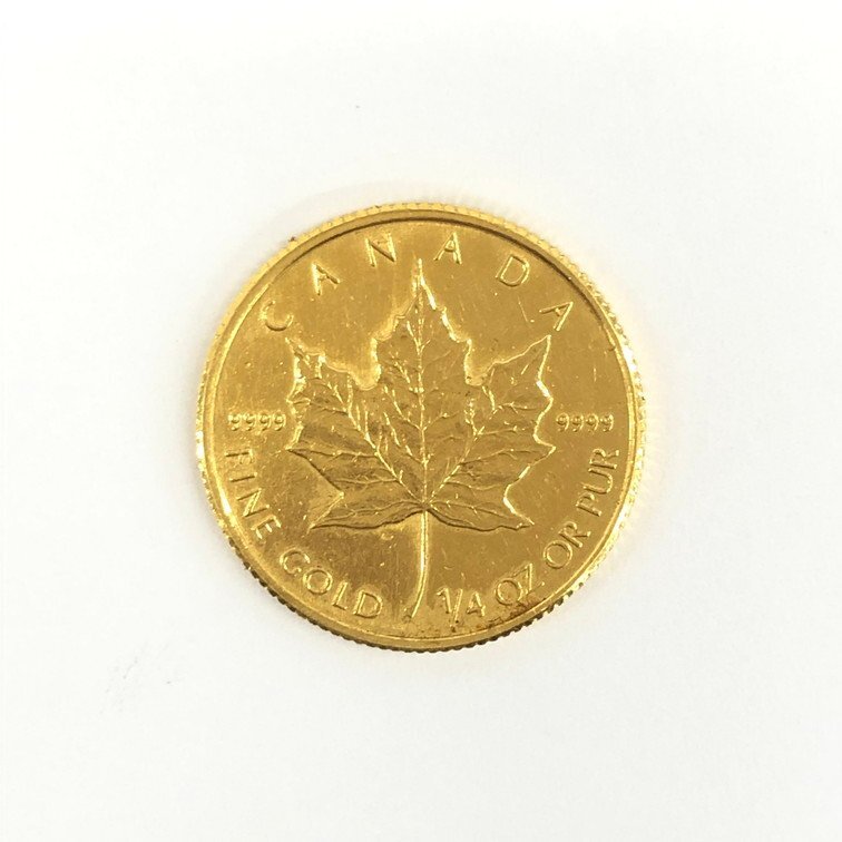 K24IG カナダ メイプルリーフ金貨 1/4oz 1993 総重量7.7g【CDAQ6037】の画像1