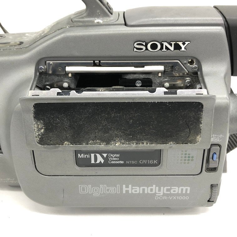SONY ソニー Digital Handycam 3CCD DCR-VX1000 デジタルビデオカメラレコーダー ケース付【CDAT1018】の画像5