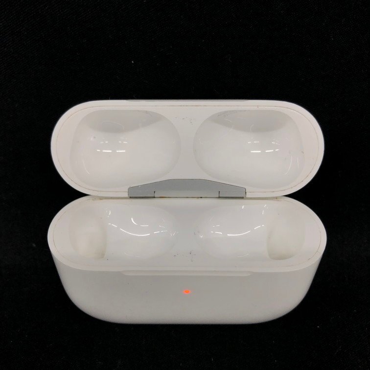 AirPods エアポッズ ワイヤレスイヤホン A2083/A2084/A2190 通電〇 ペアリング解除済み【CDAV1033】の画像7