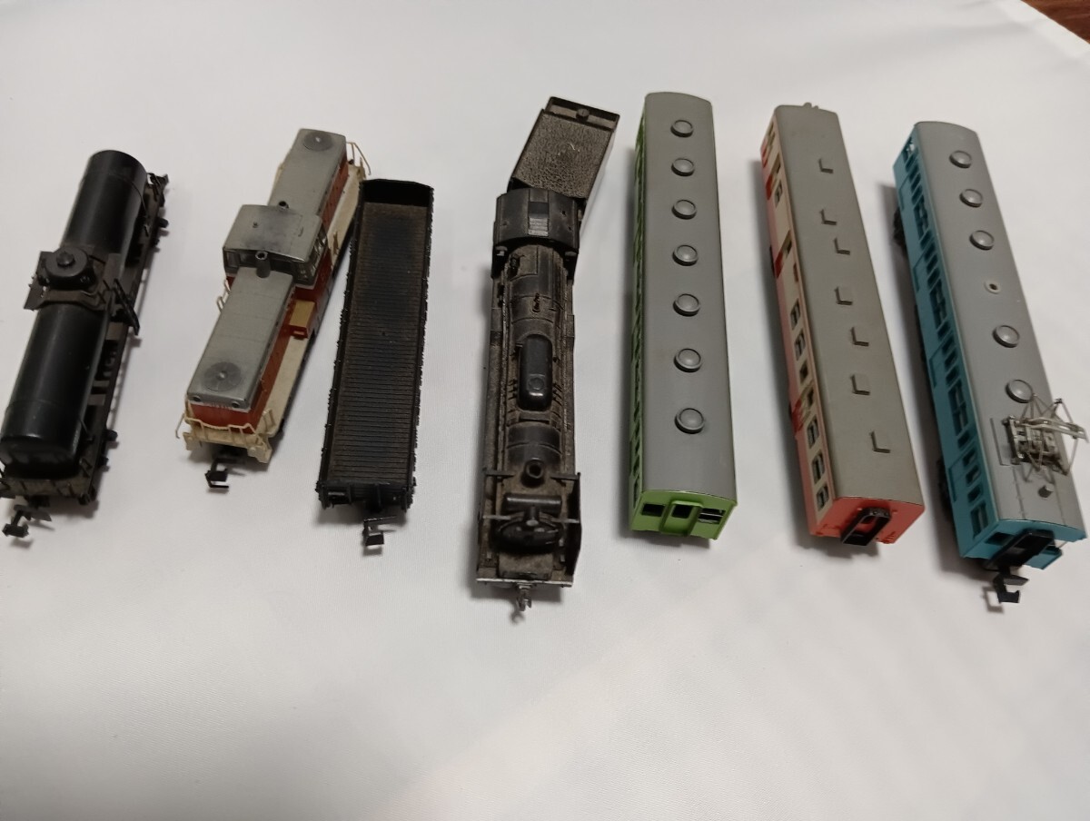  N gauge railroad model power car contains vehicle roadbed small parts paints etc. large amount all together Junk 5 jpy start 