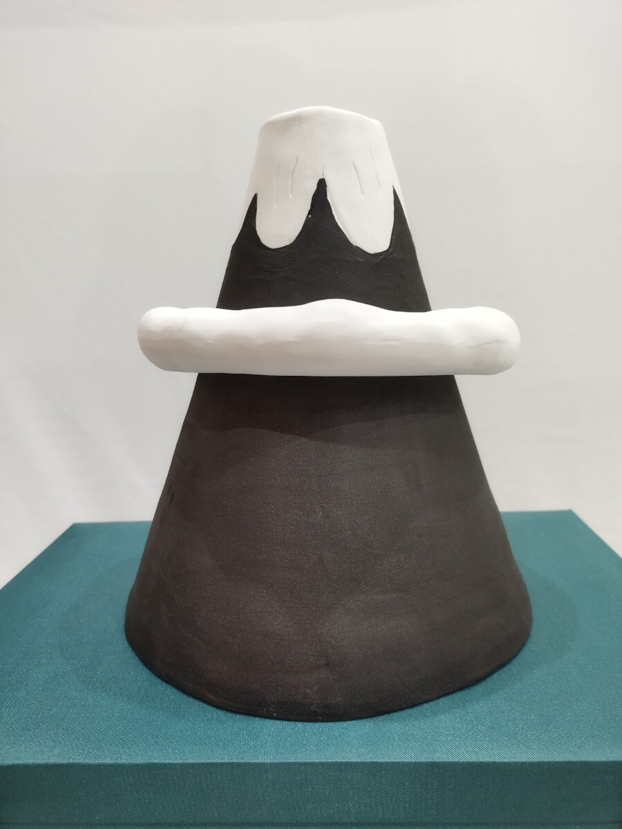 【模写】奈良美智 Yoshitomo Nara 黒富士型一輪挿し Bud Vase Black Fuji Ceramic 25CM_画像3