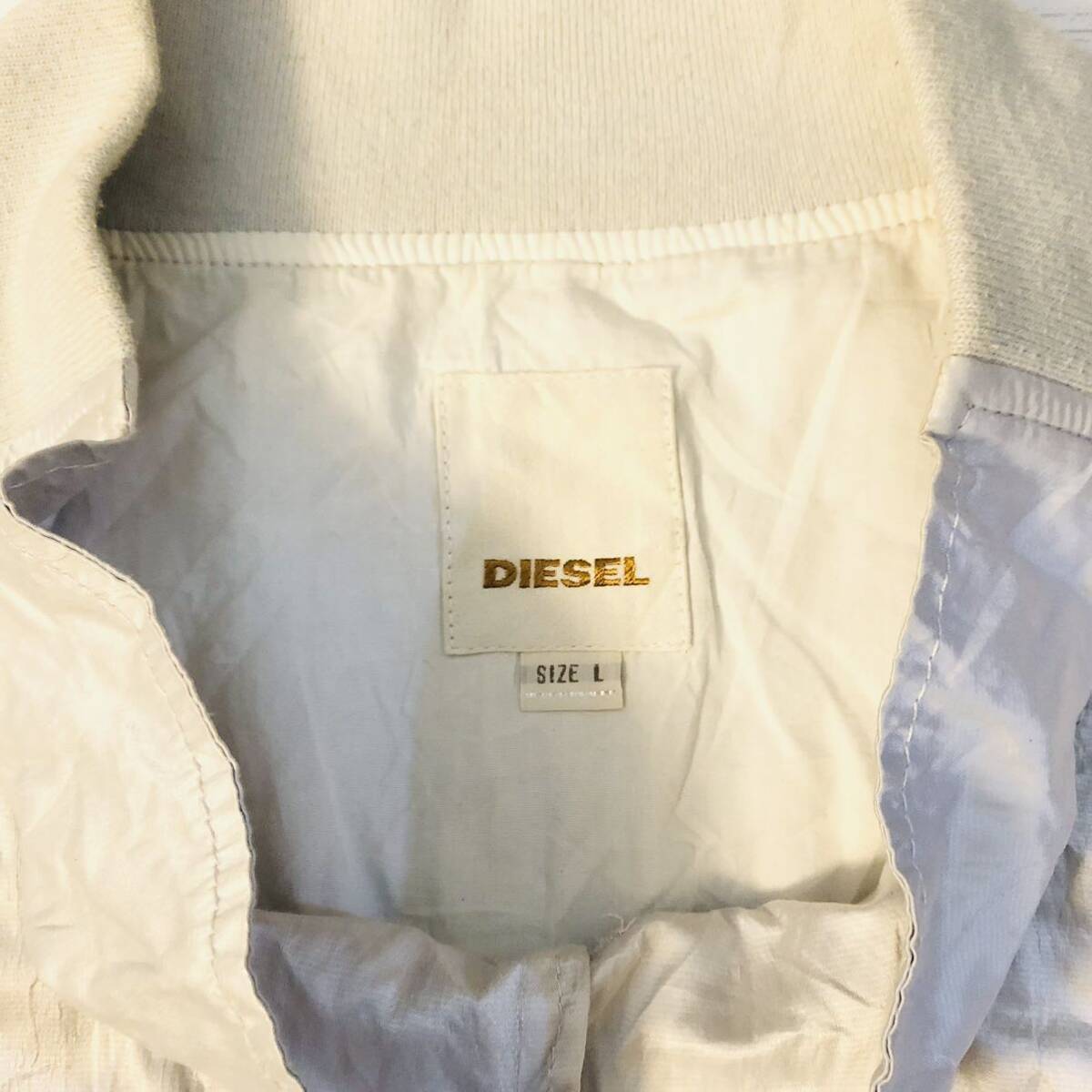 ディーゼル　DIESEL L サテン　シルバー　ブルゾン_画像5