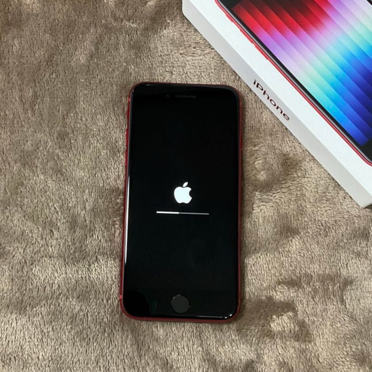 美品 iPhone SE3(第3世代)64GB バッテリー最大容量97 美品 iPhone SE3(第3世代)64GB バッテリー最大容量97