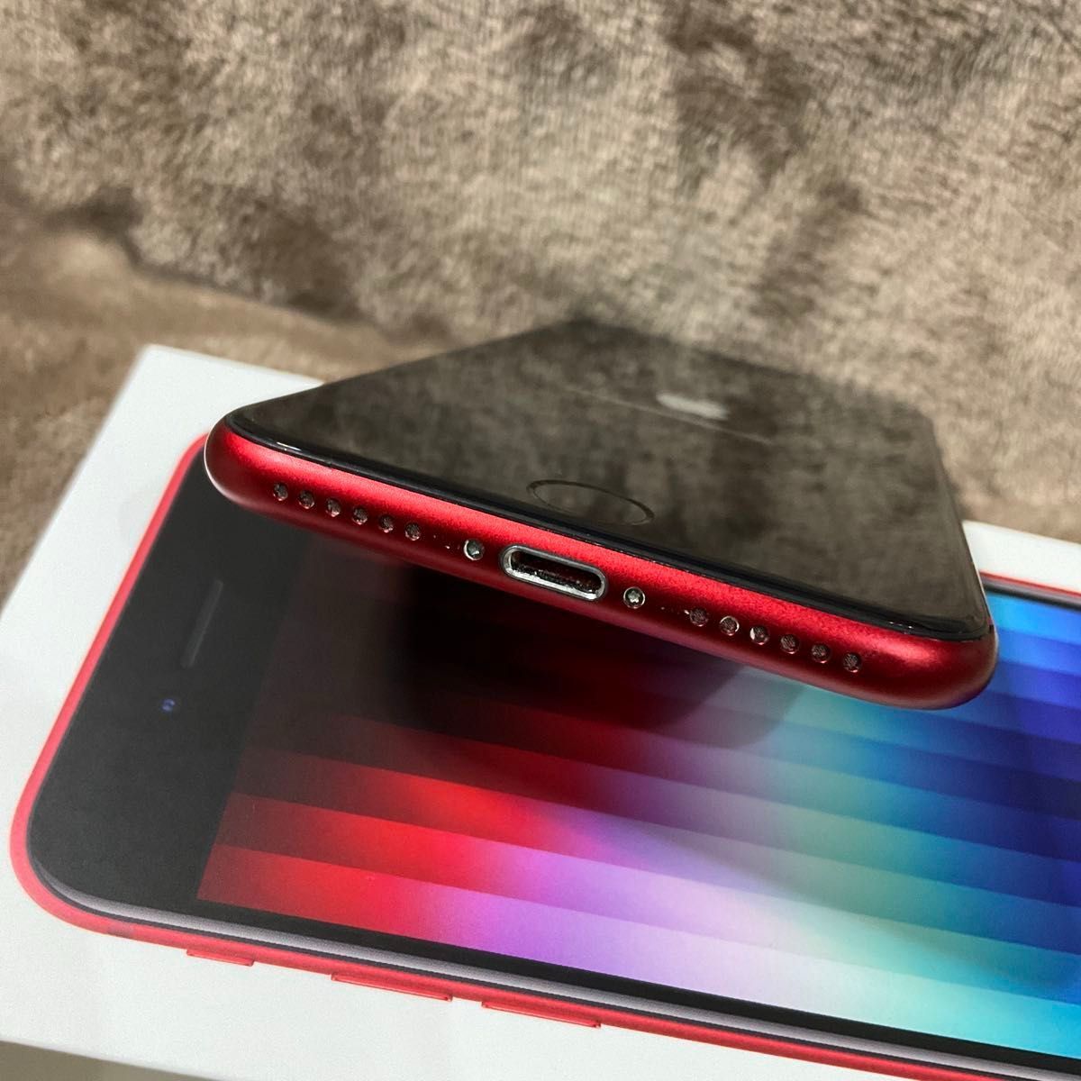 美品 iPhone SE3(第3世代)64GB バッテリー最大容量97 美品 iPhone SE3(第3世代)64GB バッテリー最大容量97