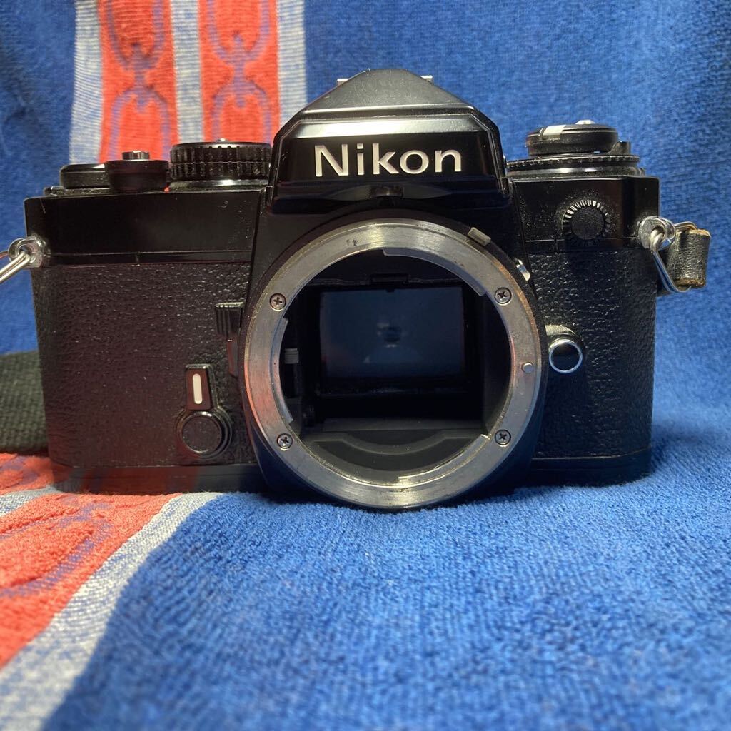 ★綺麗・美品★Nikon FE Black ボディ＋ニコン レンズ ストラップ フロントレンズキャップ付属_画像5