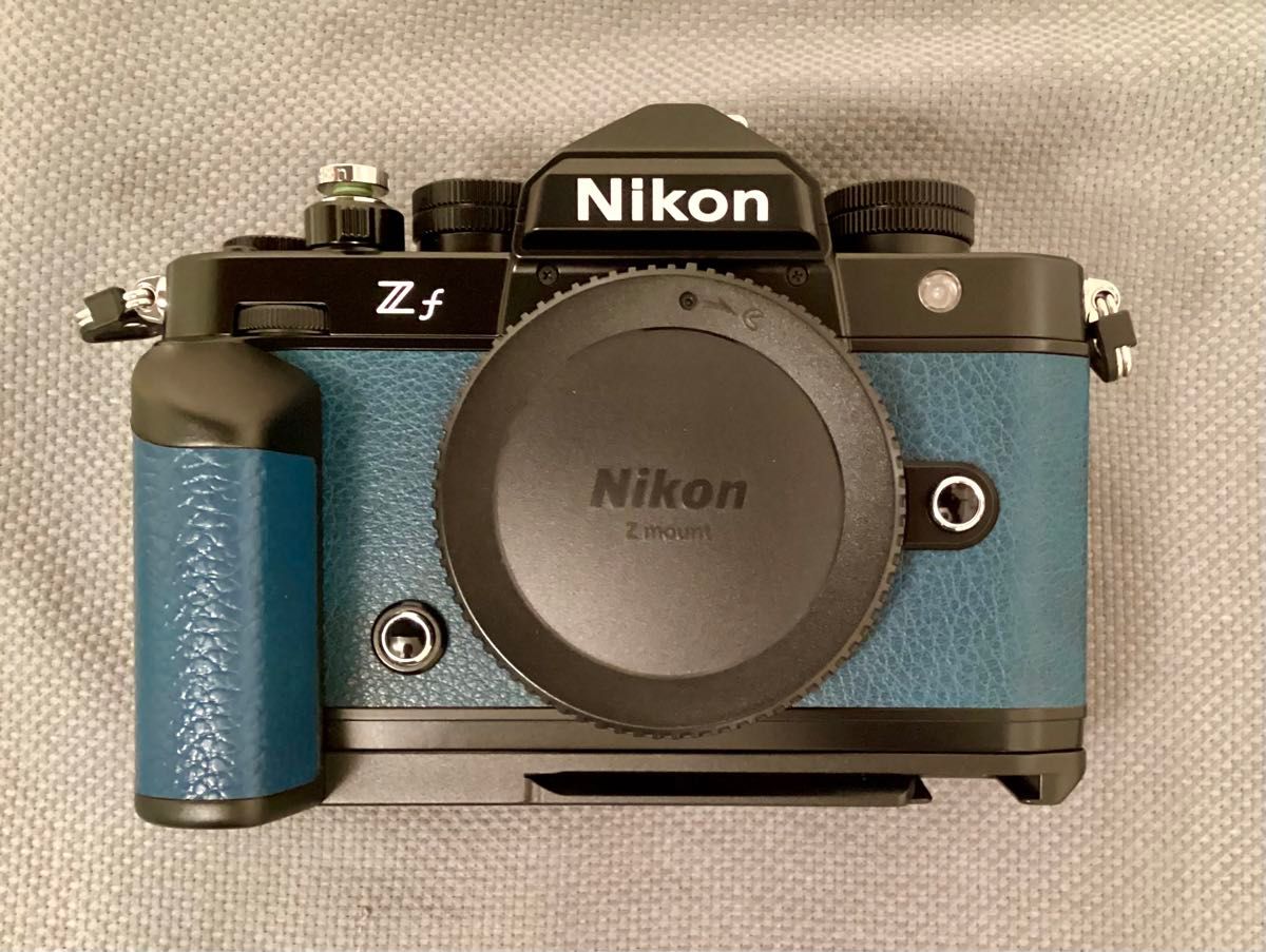 とても美品 Nikon Zf ボディ インディゴブルー レンズ以外付属品 とても美品 Nikon Zf ボディ インディゴブルー レンズ以外付属品