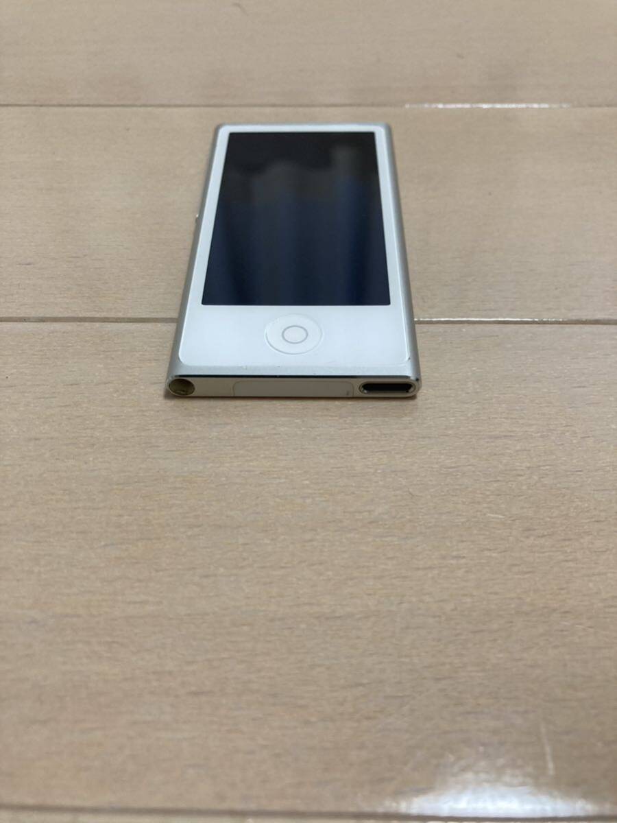 ◆送料無料◆極美品◆Apple iPod nano◆第7世代◆16GB◆シルバー◆MD480LL_画像4